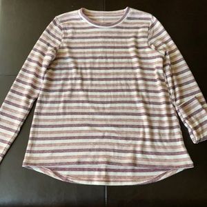 Soft long sleeve blouse!